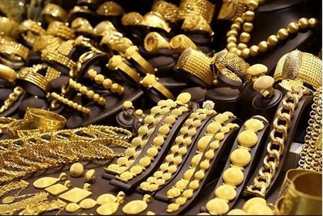 طلا | تهران تاثیر ادعای ارسال نامه ترامپ به تهران بر بازار/ گران شدن دلار و طلا