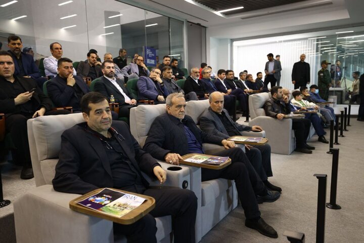 قول رئیس جمهور برای تامین منابع مالی دیدارهای تدارکاتی تیم ملی فوتبال - خبرگزاری سفیر سبز | اخبار ایران و جهان