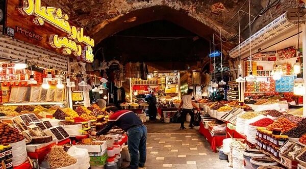 دبی | اردبیل کاهش ۳۰۰ میلیارد تومانی درآمد مالیاتی اردبیل