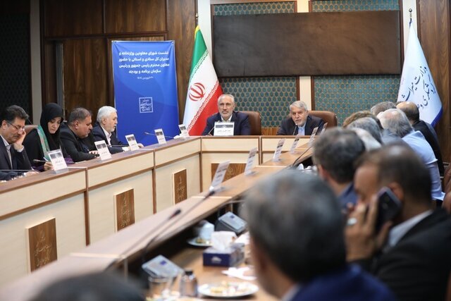 «واکنش ها به دور دوم مذاکرات ایران و آمریکا» «هشداری از سوی مقامات قضایی» و «تبعات سنگین یک باخت»