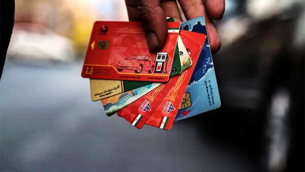 ورود توزیع یارانه سوخت به مرحله جدید/ سهمیه بنزین مستقیماً به حساب بانکی مالکان خودرو واریز می شود